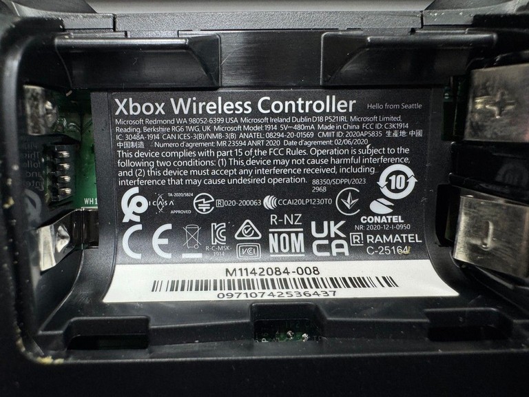 Microsoft xbox series x s wireless controller Код:01-201170591. Изображение 7