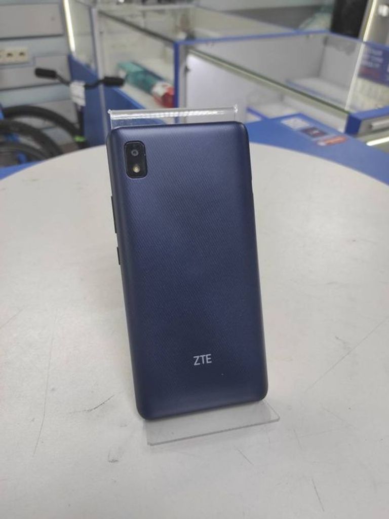 Дешево Zte l210 blade 1/32gb з ломбарду