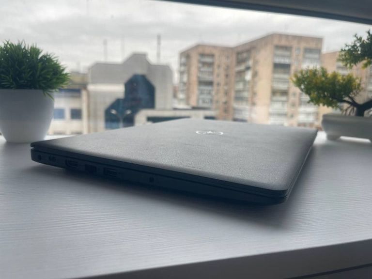 Ігровий ноутбук Dell Latitude 3490 14"HD 8/256 SSD i7-8550U + R7 M460 2 GB GDDR5 Код:null. Зображення 7