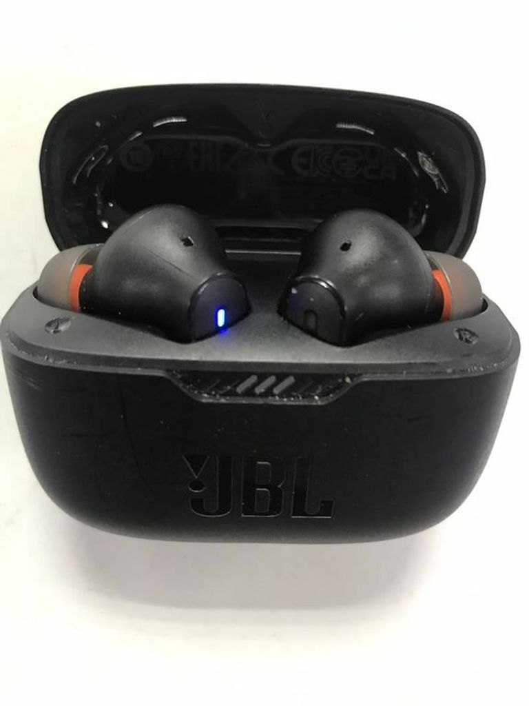 Дешево Jbl tune 230nc з ломбарду
