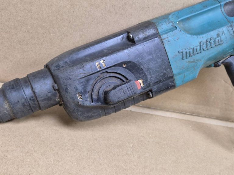 Makita hr 2450