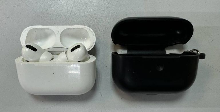 Apple AirPods Pro (MWP22)