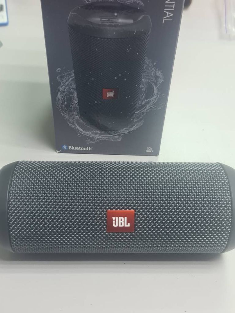 Jbl flip essential