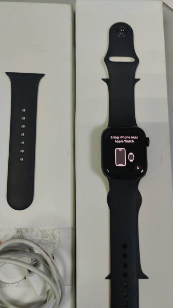 Apple watch series 7 gps 41mm aluminum case with sport