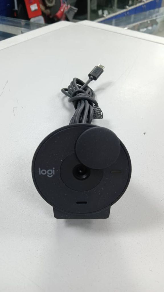 Logitech brio 300