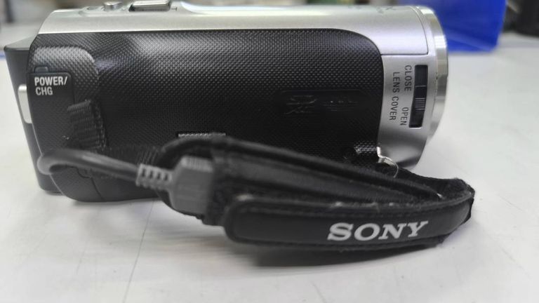 Sony hdr-cx220e