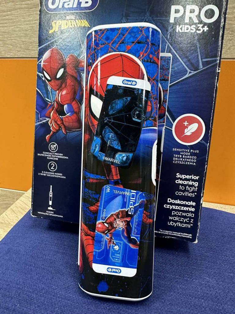 Дешево Oral-b Pro Series 1 D305.513.3 + Pro Kids D103.413.2K Frozen (Family Edition) з ломбарду