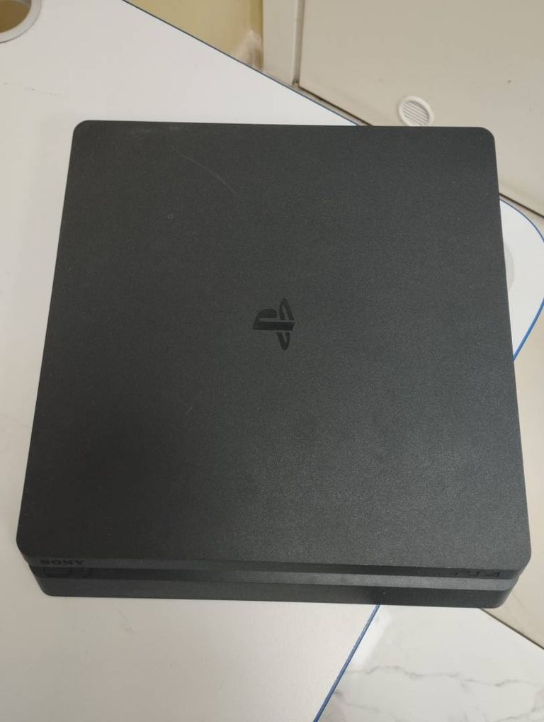 Объявление Sony PlayStation 4 Slim 1TB Black Б/У