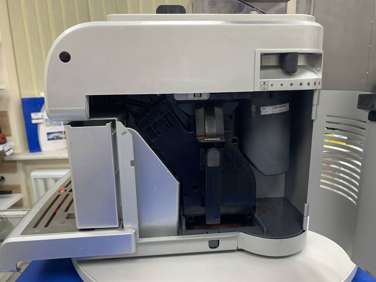 Дешево Saeco royal one touch cappuccino з ломбарду