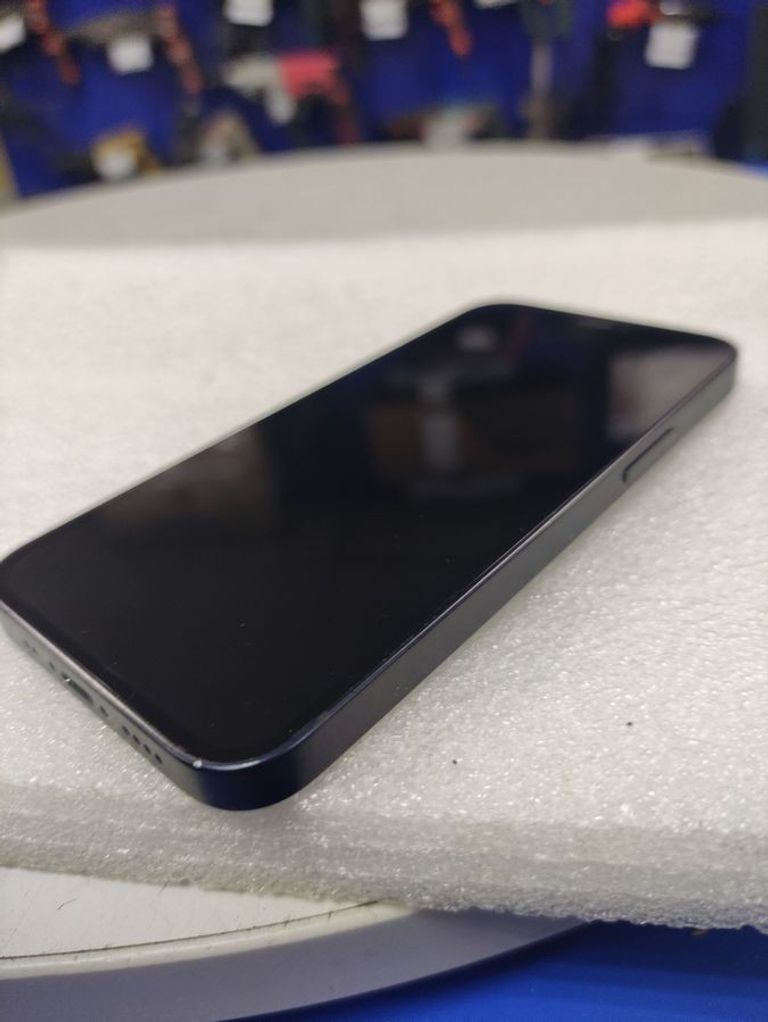 Apple iPhone 12 mini 64GB (PRODUCT)RED Код:01-200489349. Зображення 19