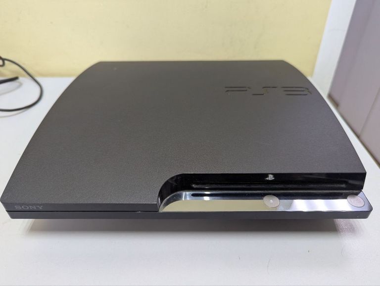 Sony playstation 3 slim 320gb Код:01-200540423. Изображение 7