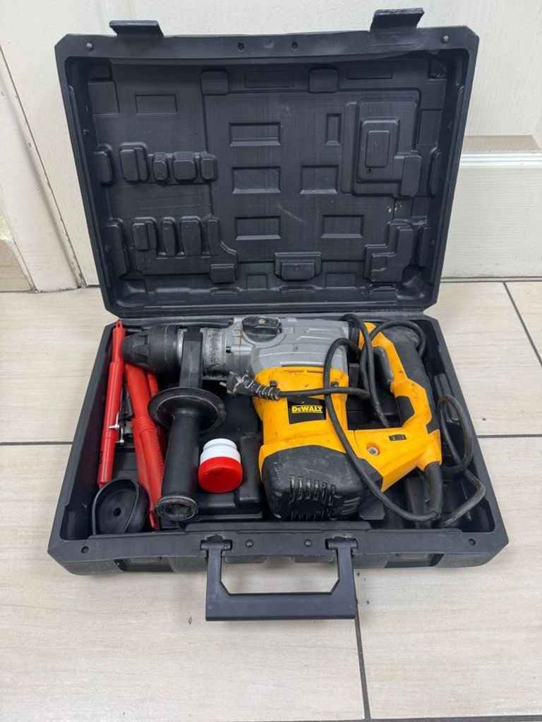 Купити Dewalt d25481 qs Б/У