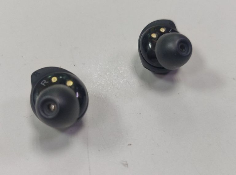 Samsung galaxy buds+ sm-r175 Код:01-200622922. Изображение 9