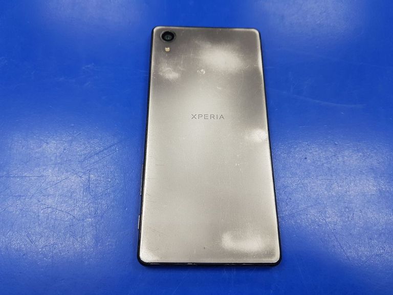 Дешиво Sony xperia x dual f5122 3/64gb с ломбарда