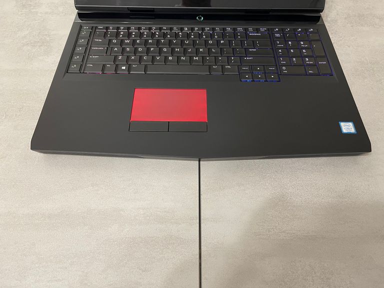 Ігровий ноутбук Dell Alienware 17 R4/i7/16GB/512GB+1TB/GTX 1070 8GB Код:null. Изображение 4