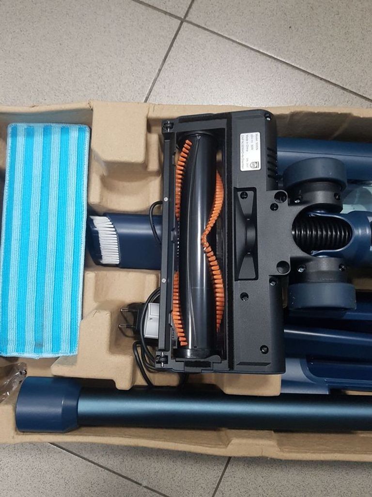 Дешево Philips 5000 series xc5141 з ломбарду