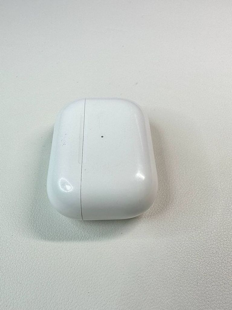 Apple airpods pro 2nd generation with magsafe charging case usb-c Код:01-200763610. Зображення 10