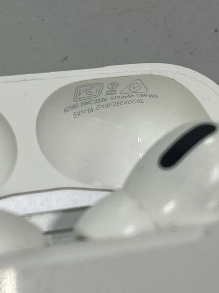 Купити Apple AirPods Pro (MWP22) Б/У