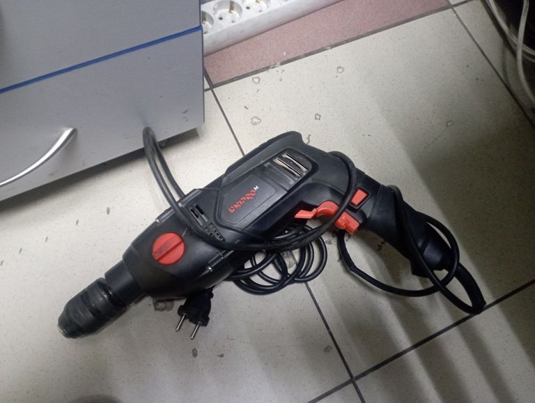 Оголошення Dnipro-M hd-132m Б/У