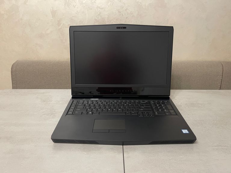 Dell Alienware 17 R4, 17,3" Код:null. Изображение 5