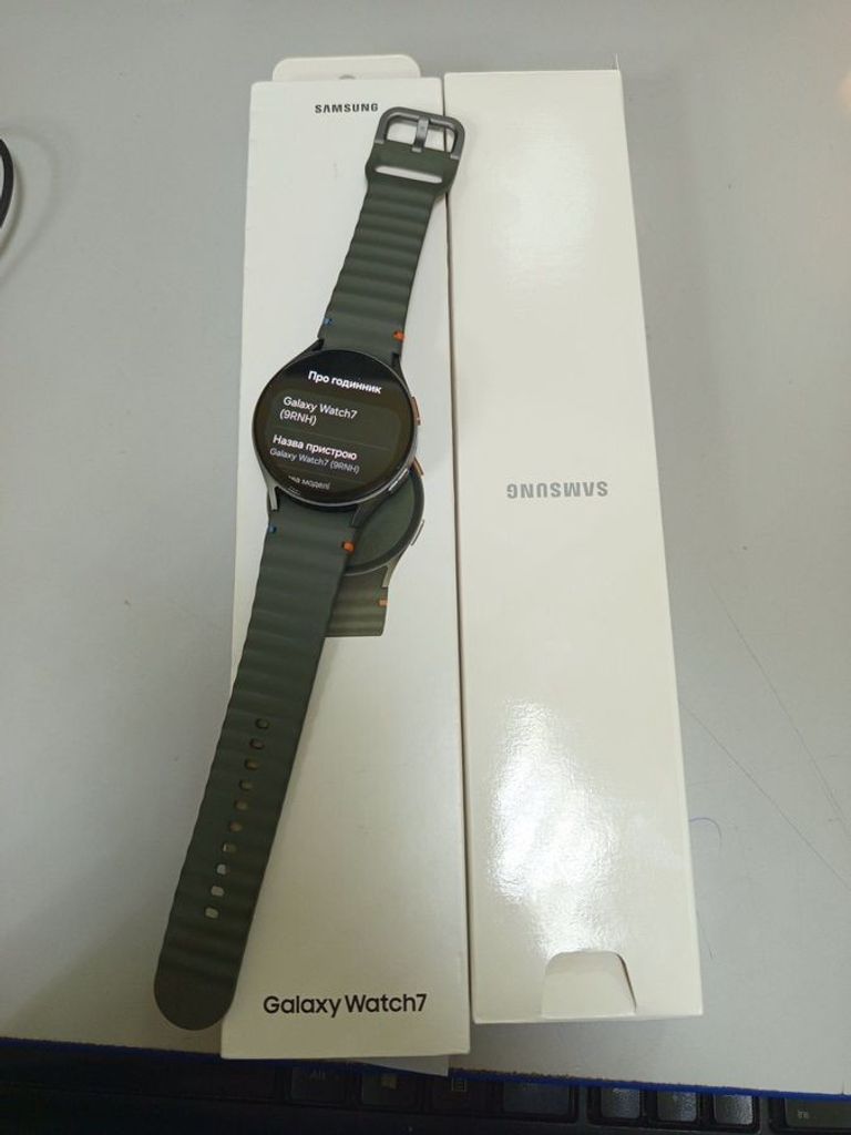 Дешиво Samsung Galaxy Watch 7 44mm Silver (SM-L310NZSA) с ломбарда