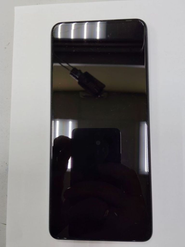 Дешиво Infinix HOT 40 8/256GB Palm Blue с ломбарда