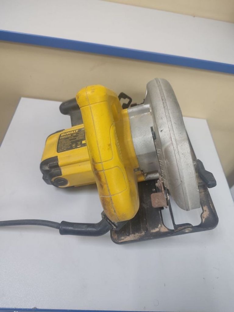 Распродажа Dewalt dwe 550, продавец Техноскарб