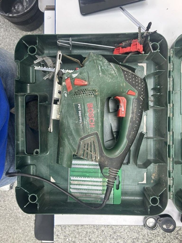 Дешиво Bosch pst 900 pel с ломбарда