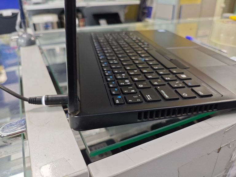 Dell 15/core i5 6200u ddr3/8gb ddr3/hdd *відсутній/ssd 256 gb/*інтегрована Код:01-200817770. Зображення 14