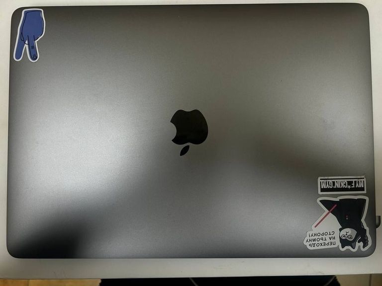 Оголошення Apple macbook pro a1989 13,3" core i5 2,4ghz/ram8gb/ssd256gb/iris plus graphics 655 Б/У