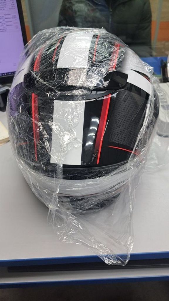 Дешево Shoei Neotec 3 з ломбарду