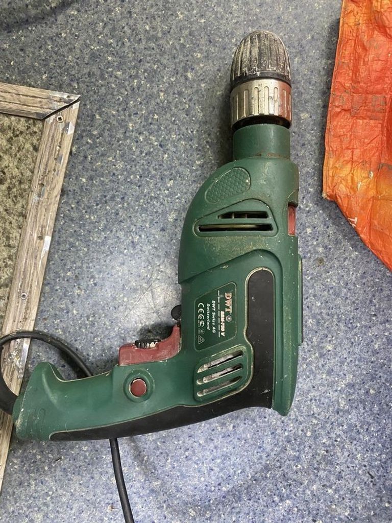 Дешиво Dwt sbm-750 v с ломбарда