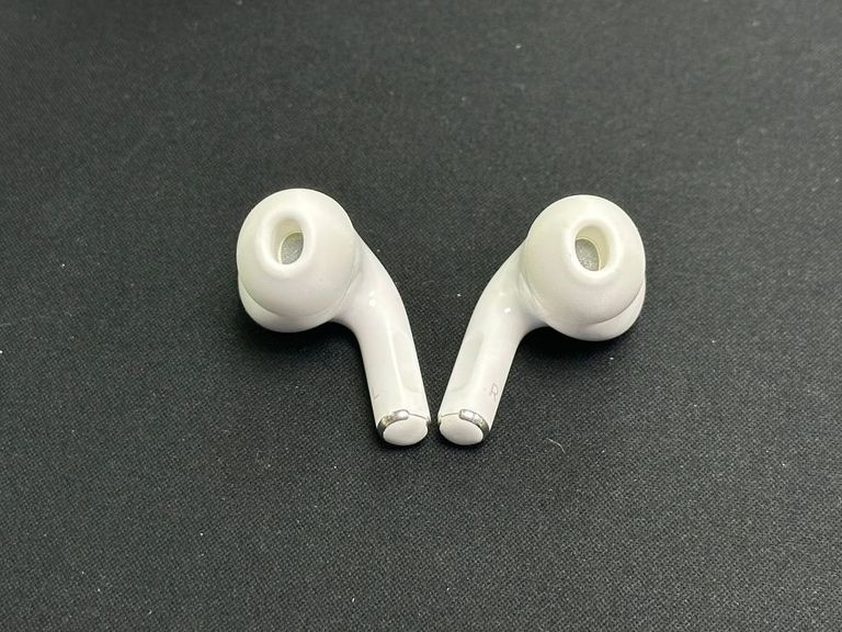 Apple airpods pro 2nd generation with magsafe charging case usb-c Код:01-200846339. Зображення 8