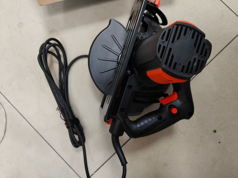 Дешево Dnipro-M cs-185m з ломбарду