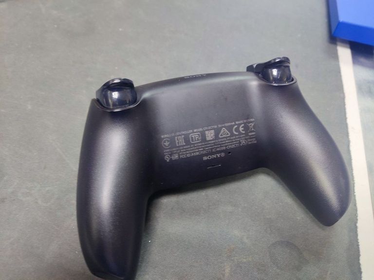 Оголошення Sony DualSense Black Б/У
