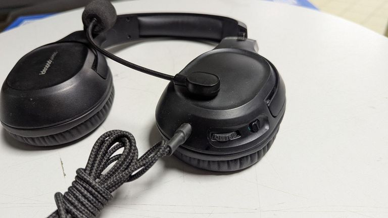 Дешево Lenovo IdeaPad Gaming Headset H100. Навушники комп'ютерні/геймерські. з ломбарду