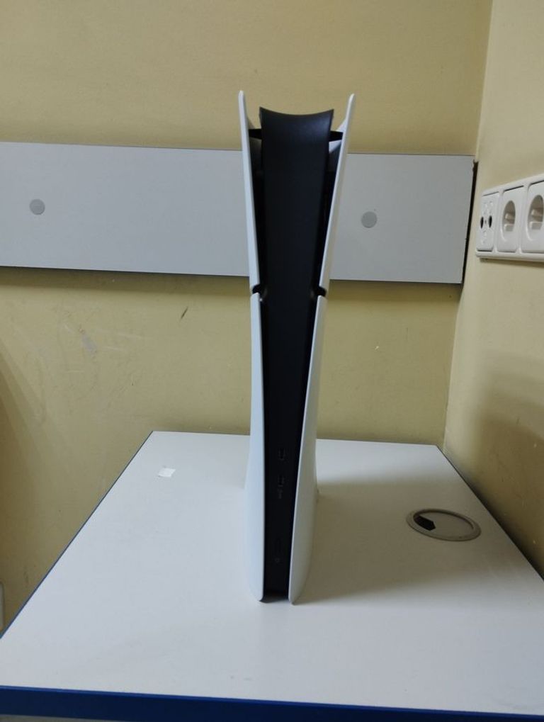 Дешево Sony playstation 5 slim 825gb з ломбарду