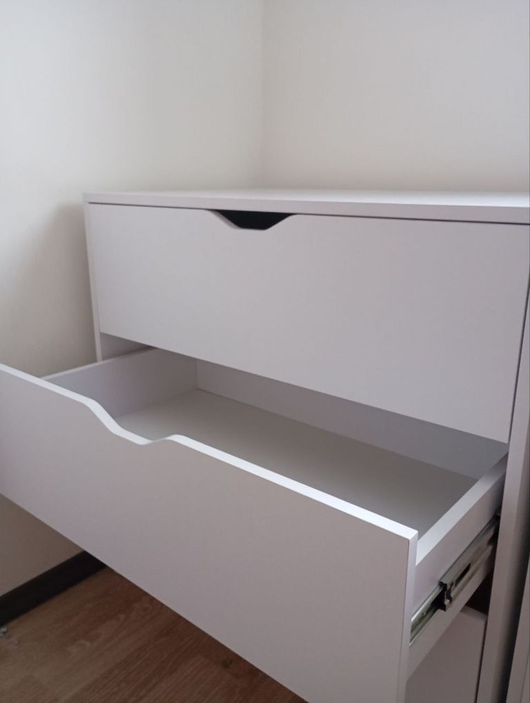 Дешиво Commode с ломбарда