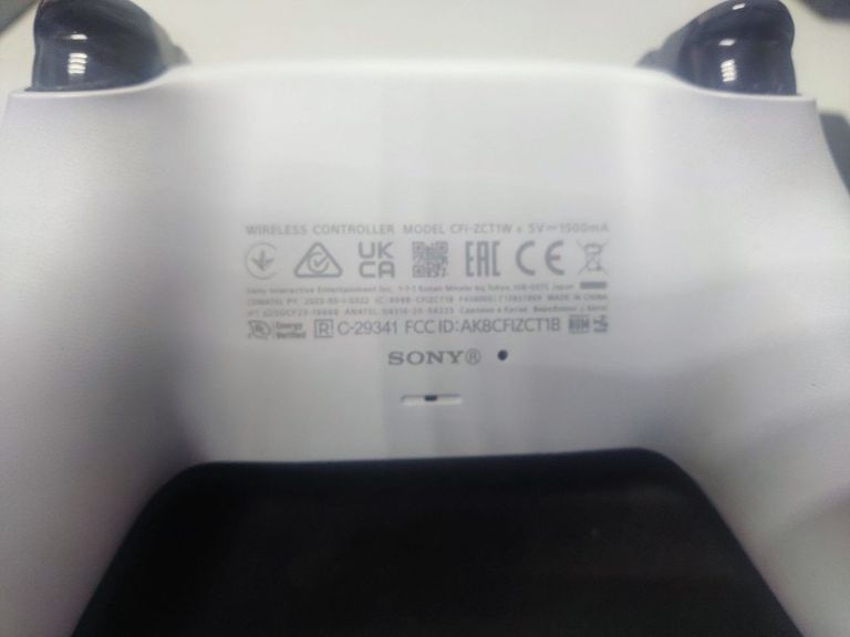 Оголошення Sony DualSense Black Б/У