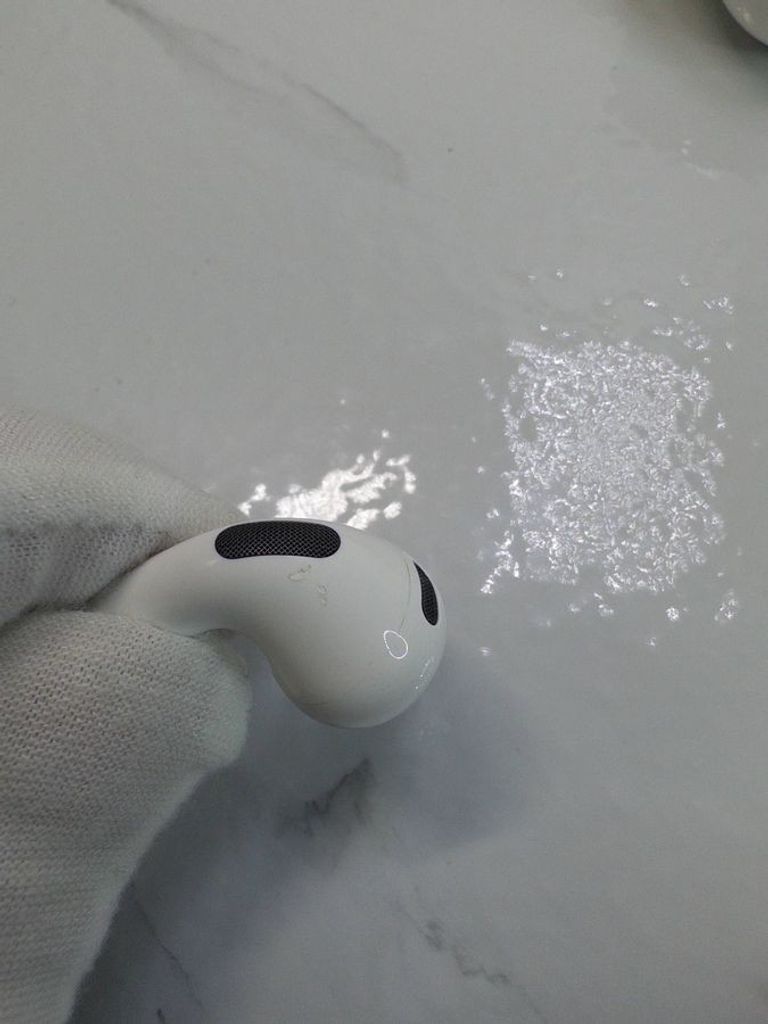 Распродажа AirPods Pro 3, продавец Техноскарб