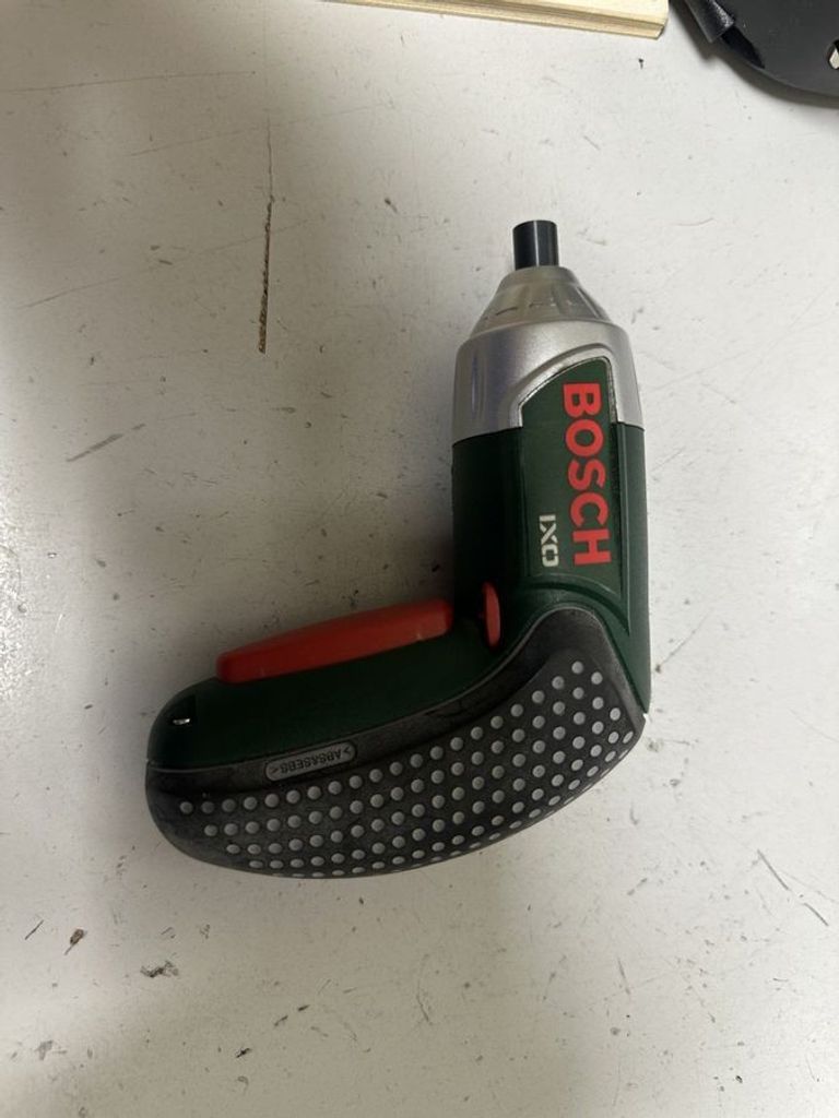 Дешиво Bosch ixo с ломбарда