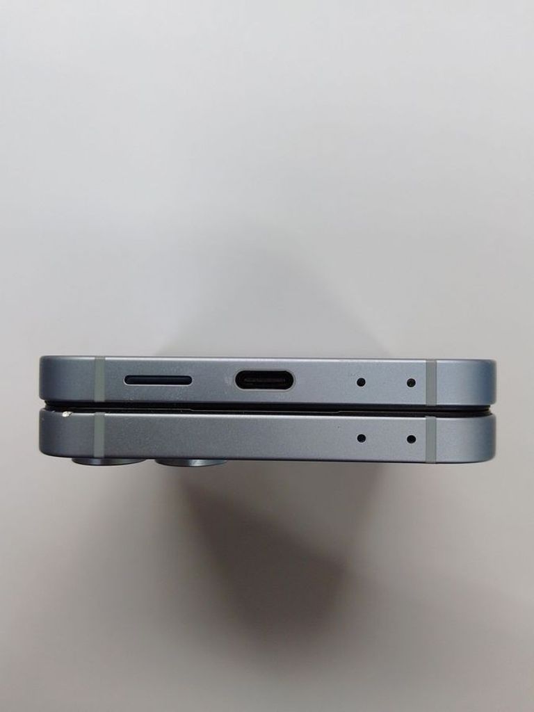 Samsung galaxy flip6 12/256gb Код:01-200884498. Изображение 6