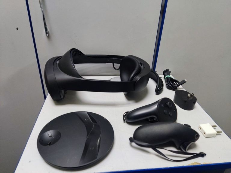 Купить Meta Quest Pro Б/У