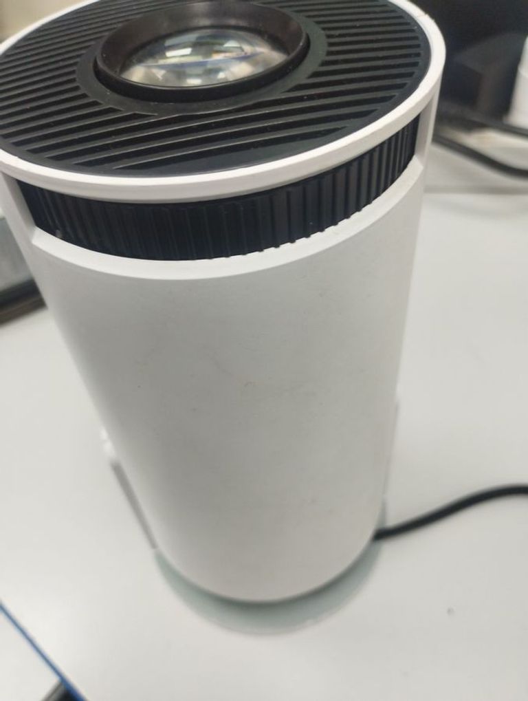 Купить Led Projector hy300 Б/У