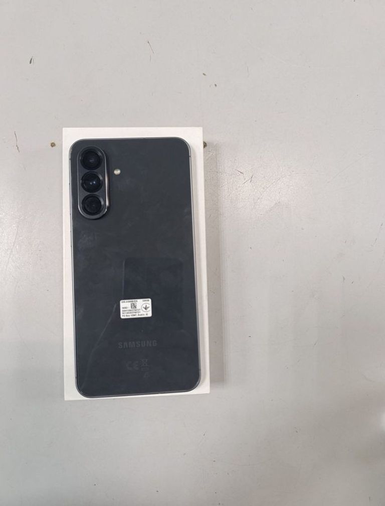 Оголошення Samsung galaxy a56 5g 8/256gb Б/У