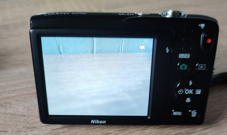 Дешево Nikon Coolpix s2700 з ломбарду