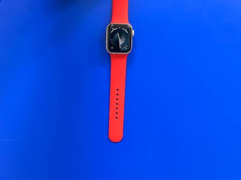 Оголошення Apple watch series 6 gps aluminium case 40mm a2291 Б/У