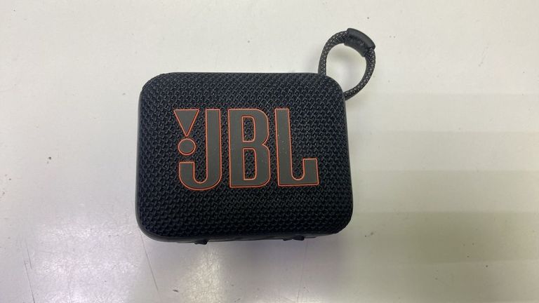 Купити Jbl go 4 Б/У