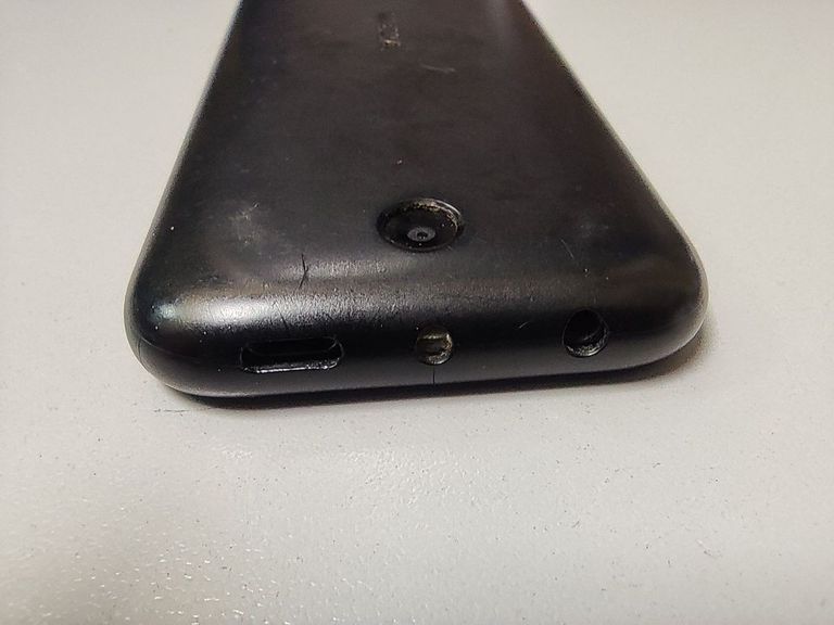 Дешево Nokia 225 з ломбарду