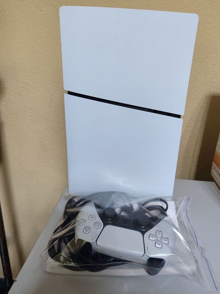 Купити Sony PlayStation 5 Digital Edition 825GB Б/У